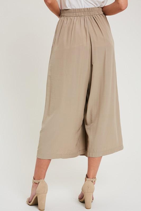 PLEATED CULOTTE CAPRI PANTS