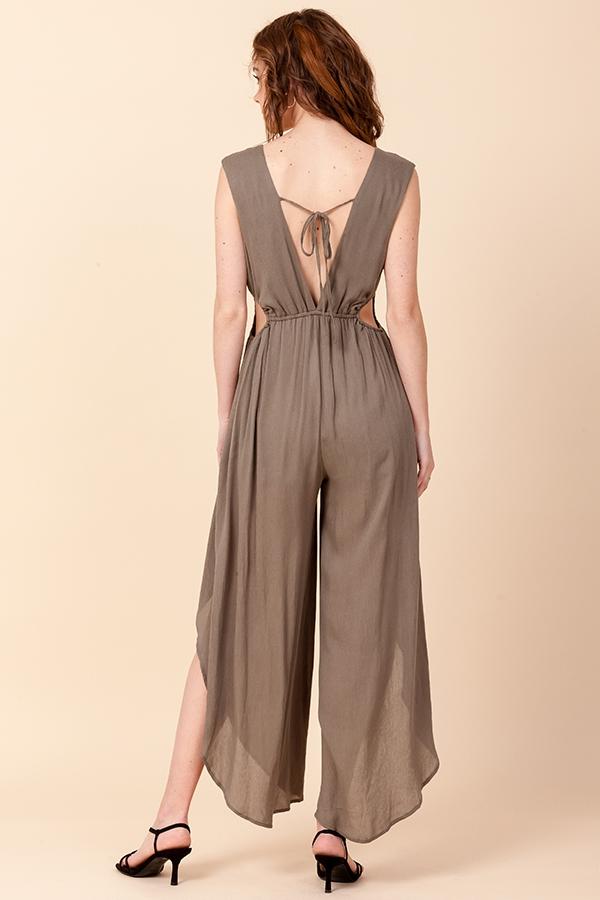 TULIP JUMPSUIT WITH SIDE CUT 