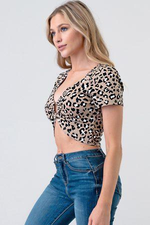 SHORT SLEEVE CROP TOP WITH O-RING