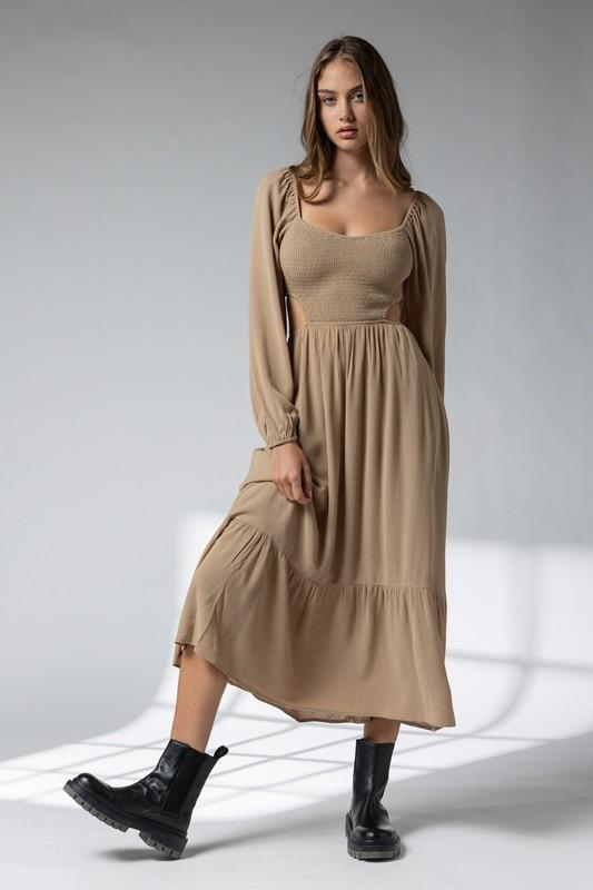 SWEETHEART NECK  LINE MIDI DRESS